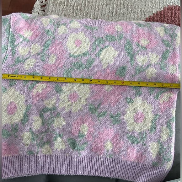 Mango Floral Knit Pastel Sweater NWT Sz M - Picture 11 of 12